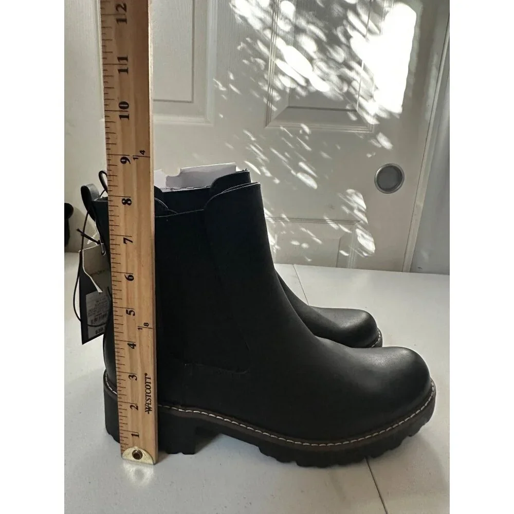 Universal Thread Women’s Celina Boots with Memory Foam size 11 NWT